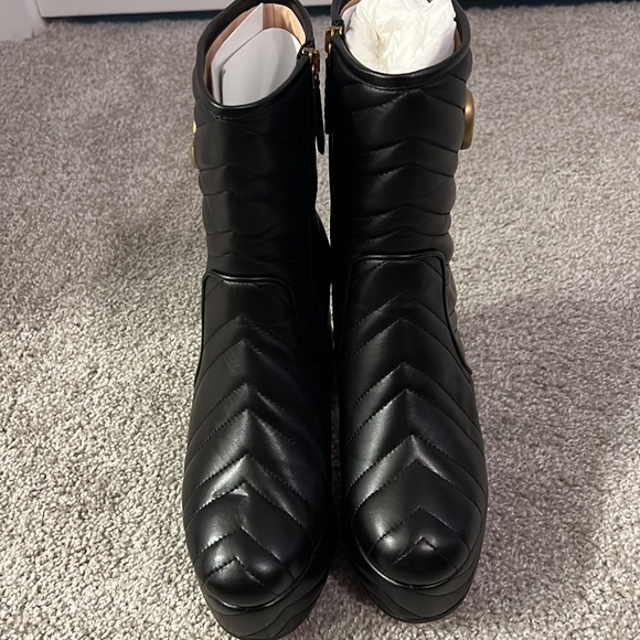 Nappa Charlotte Gucci black booties - Picture 2 of 4